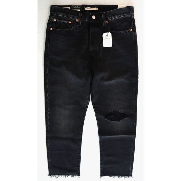 Levi's Women's Sz 30 Black High-Rise Wedgie Straight Fit Cropped Jeans $108 - Picture 3 of 12